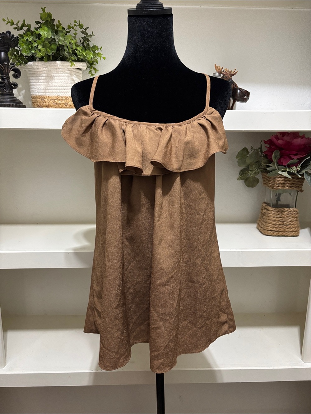 Sis Sis Women’s Brown Ruffle Camisole Top - Stylish Spaghetti Strap Tank Size S